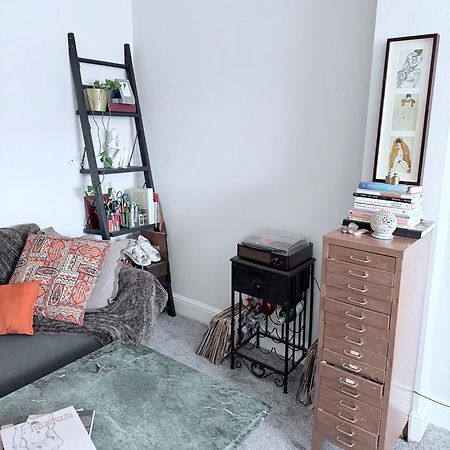Bright And Modern Flat Near Portobello Road And The Canal London Exteriör bild