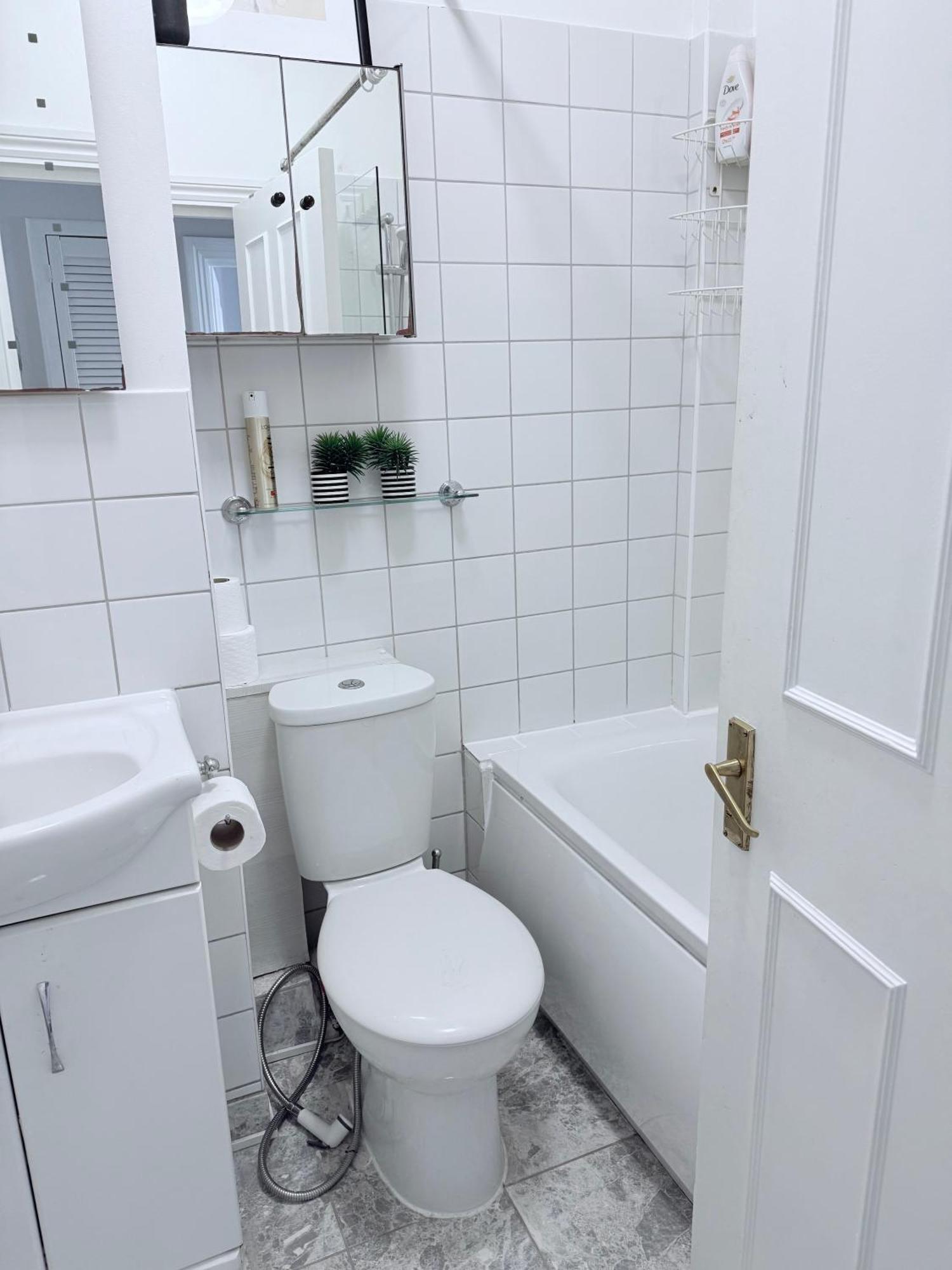 Bright And Modern Flat Near Portobello Road And The Canal London Exteriör bild
